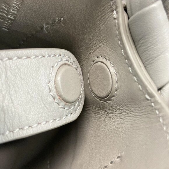 LOEWE - Gray Beige Leather Shoulder Bag - Picture 12 of 15